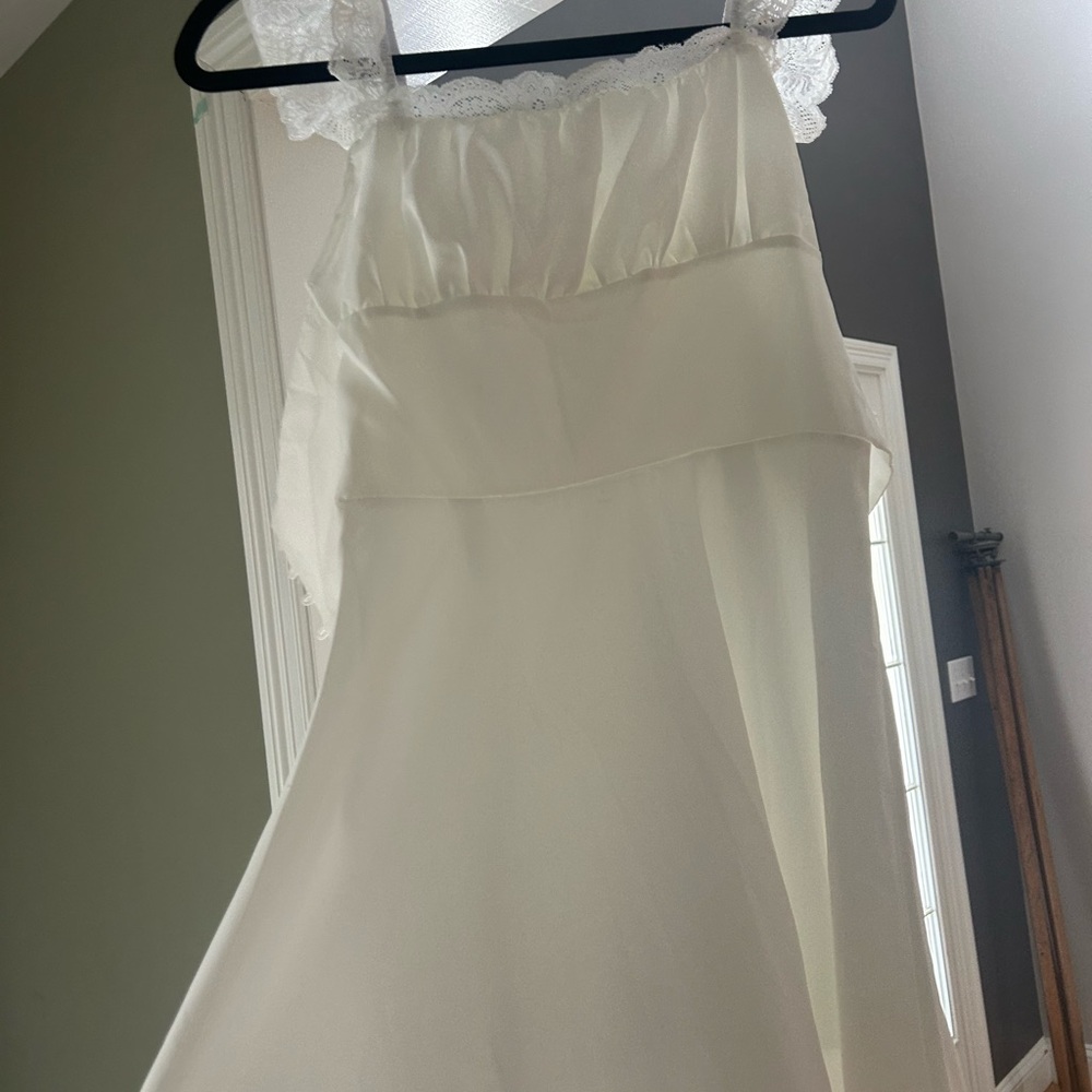Elegant White Lace Trim Dress
